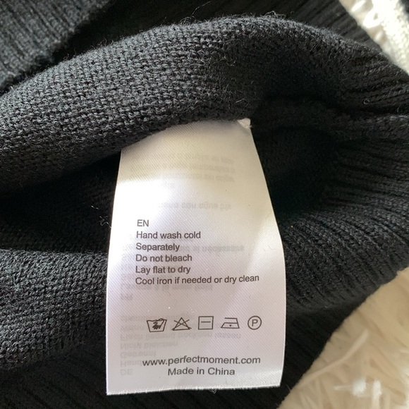 NWT perfect moment Mania black crop sweater - Picture 9 of 10